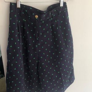 Women golf shorts